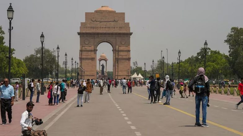 Weather Update: गर्मी से मिलने वाली है राहत! इन राज्यों में होगी बारिश, आंधी-तूफान के साथ ओलावृष्टि का अनुमान