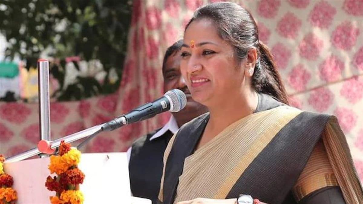 Rekha Gupta Net Worth: कितनी संपत्ति की मालकिन हैं दिल्ली की नई मुख्यमंत्री रेखा गुप्ता? पति की आय भी जानिए