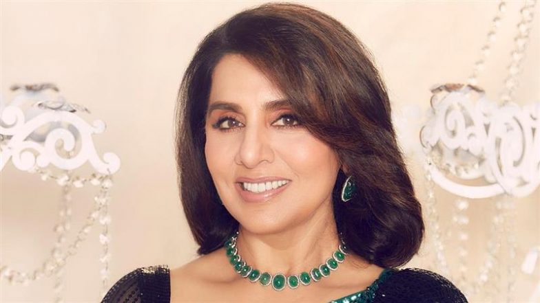 Neetu Kapoor ने बताया, 'कर्ज' की शूटिंग के दौरान वह ऋषि कपूर को डेट कर रही थीं