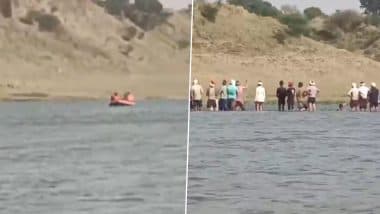 VIDEO: चंबल नदी में नहाते हुए युवक को सभी के सामने खींच ले गया मगरमच्छ, मुरैना जिले के विंडवा गांव की घटना, रेस्क्यू ऑपरेशन जारी VIDEO: चंबल नदी में नहाते हुए युवक को सभी के सामने खींच ले गया मगरमच्छ, मुरैना जिले के विंडवा गांव की घटना, रेस्क्यू ऑपरेशन जारी