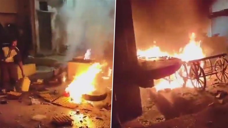 Indore Clash: इंदौर में भारी बवाल! टीम इंडिया की जीत पर जश्न के दौरान पथराव, पुलिस ने किया लाठीचार्ज और दागे आंसू गैस के गोले (Watch Video)