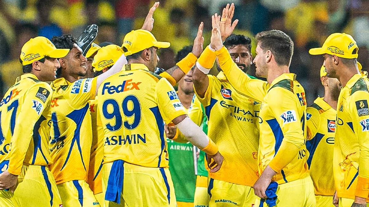 अभी भी IPL 2025 के प्लेऑफ में पहुंच सकती है चेन्नई सुपर किंग्स! यहां जानें पूरा समीकरण