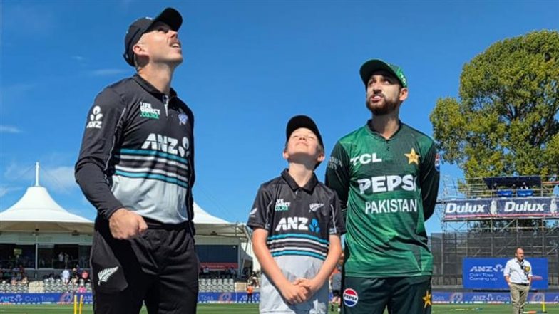 New Zealand vs Pakistan 2nd T20 2025 Toss Update: न्यूजीलैंड ने दूसरे टी20 में टॉस जीतकर पहले गेंदबाजी करने का किया फैसला, यहां देखें दोनों टीमों की प्लेइंग 11