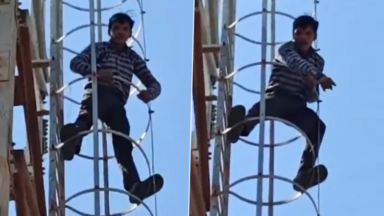 VIDEO: कार्रवाई की मांग को लेकर मोबाइल टावर पर चढ़ा शख्स, मनौना धाम के महंत पर लगाएं आरोप, कई घंटे तक किया किया ड्रामा, बरेली से वीडियो आया सामने