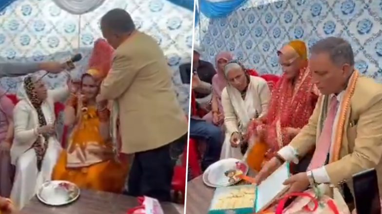 VIDEO: ग्रेटर नोएडा के रबूपुरा में सीमा हैदर की हुई गोद भराई, एडवोकेट एपी सिंह ने परिवार संग पूरी की रस्मे, महिलाओं ने पारंपरिक गीत गाकर जताई खुशी