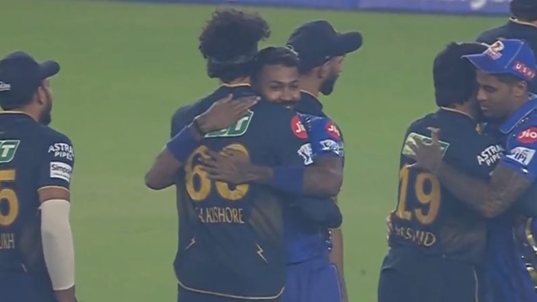 GT vs MI, IPL 2025: हार्दिक पांड्या और साई किशोर ने मैच के दौरान गहमा गहमी के बाद एक-दूसरे को लगाया गले, देखें वीडियो