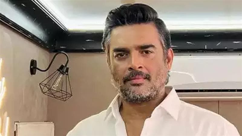 R Madhavan Reacts to Social Media Allegations: आर माधवन ने यंग गर्ल्स से चैटिंग के आरोपों पर तोड़ी चुप्पी, कहा- ‘हर बार सोच-समझकर बोलना पड़ता है…’ R Madhavan Reacts to Social Media Allegations: आर माधवन ने यंग गर्ल्स से चैटिंग के आरोपों पर तोड़ी चुप्पी, कहा- ‘हर बार सोच-समझकर बोलना पड़ता है…’