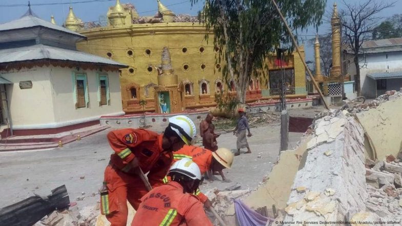 भूकंप के बावजूद बम गिरा रही थी म्यांमार की सेना, बागियों का दावा