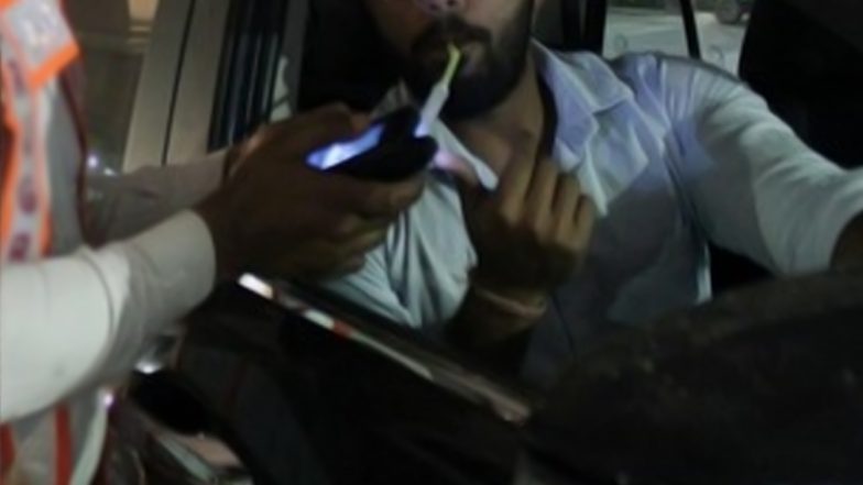 Drunk and Drive Action: होली के दिन ठाणे में ड्रंक एंड ड्राइव की कार्रवाई, बिना हेलमेट और ट्रिपल सीट वाहन चालकों पर भी लगा जुर्माना