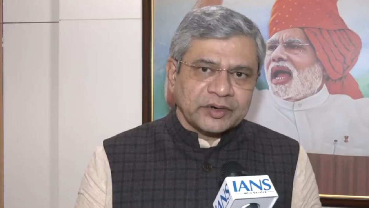 भारतीय रेलवे की कोच मैन्युफैक्चरिंग में वित्त वर्ष 25 में हुई 9 प्रतिशत की बढ़ोतरी
