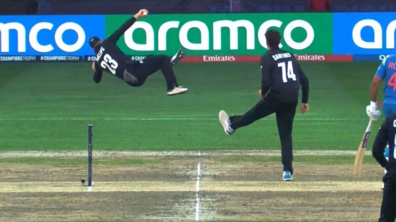 IND vs NZ, Glenn Phillips Catch Video: ग्लेन फिलिप्स ने एक बार फिर किया कमाल, हवा में उड़कर लपका हैरतअंगेज कैच; यहां देखें वीडियो