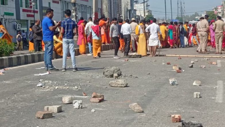 हरियाणा में हिंसा, कुरुक्षेत्र महायज्ञ में बवाल, गोलीबारी और पत्थरबाजी में तीन घायल, पुलिस ने संभाला मोर्चा