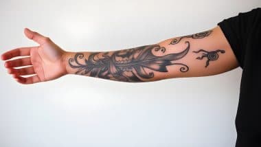 Tattoo बनवाने वाले सावधान! शरीर पर जितना बड़ा टैटू, उतना ही ज्यादा रहेगा कैंसर का खतरा Tattoo बनवाने वाले सावधान! शरीर पर जितना बड़ा टैटू, उतना ही ज्यादा रहेगा कैंसर का खतरा