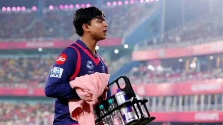 Vaibhav Suryavanshi Spotted Carrying Drinks: 14 वर्षीय वैभव सूर्यवंशी को RR बनाम KKR&nbsp;IPL 2025 में ड्रिंक्स ले जाते देख भड़के फैंस, बोले- यह तो चाइल्ड लेबर है