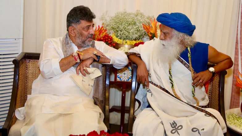 'हिंदू पैदा हुआ और हिंदू ही मरूंगा...', सद्गुरु के कार्यक्रम में शामिल होने के बाद DK शिवकुमार ने कांग्रेस को दिया जवाब