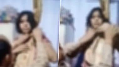 UP Shocker: गले में लगा लिया था फांसी का फंदा, करने जा रही थी आत्महत्या, पुलिस ने तुरंत मौके पर पहुंचकर बचाई महिला की जान, कासगंज की घटना UP Shocker: गले में लगा लिया था फांसी का फंदा, करने जा रही थी आत्महत्या, पुलिस ने तुरंत मौके पर पहुंचकर बचाई महिला की जान, कासगंज की घटना