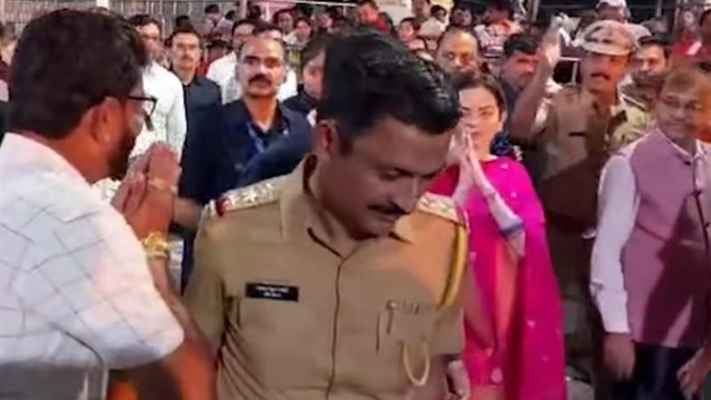 Video: 'रोहित शर्मा को कप्तान बनाओ' शिरडी साईं बाबा मंदिर पहुंचीं नीता अंबानी, फैन्स ने की ये बड़ी मांग