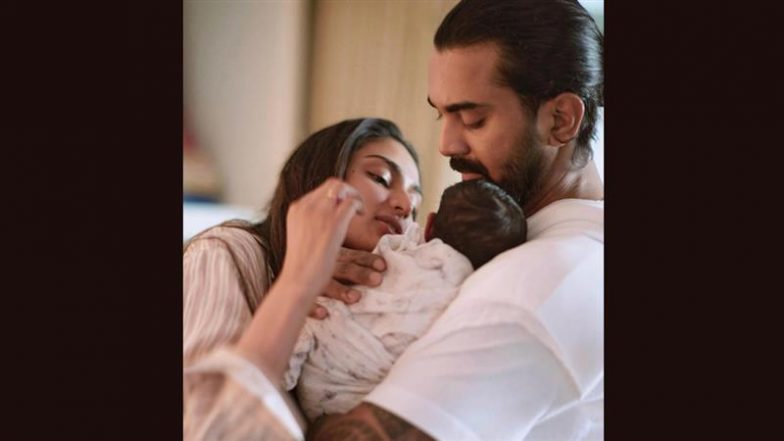 Athiya-KL Rahul's Baby Girl Name: अथिया शेट्टी-केएल राहुल ने बेटी का नाम रखा &lsquo;इवारा&rsquo;, यूनिक है इन सितारों के बच्चों का भी नाम