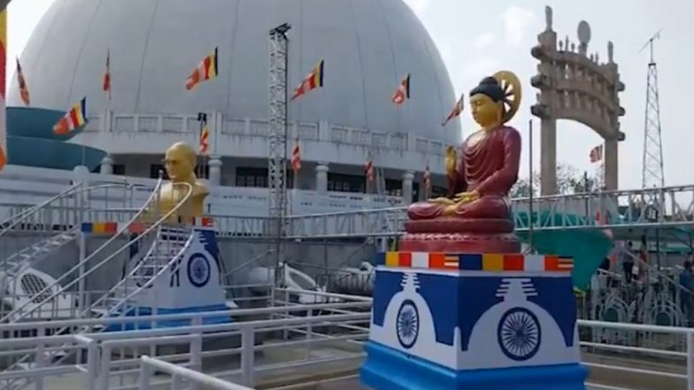 Nagpur Dikshabhoomi Video: आंबेडकर जयंती के मौके पर नागपुर की दीक्षाभूमि की सजावट हुई शुरू, गेट पर लगाए पंचशील के झंडे, अनुयायियों के लिए मंडप और स्तूप पर हो रही है रोशनाई