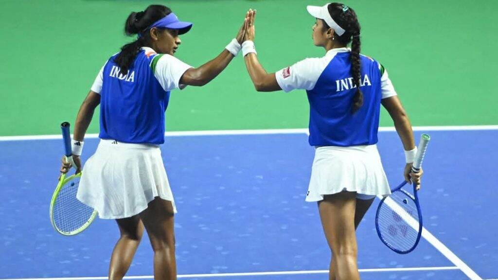 Billie Jean King Tennis Cup 2025: भारतीय टीम ने थाईलैंड पर जीत के साथ बिली जीन किंग कप में खोला खाता, अंकिता रैना और प्रार्थना थोम्बरे ने किया शानदार प्रदर्शन