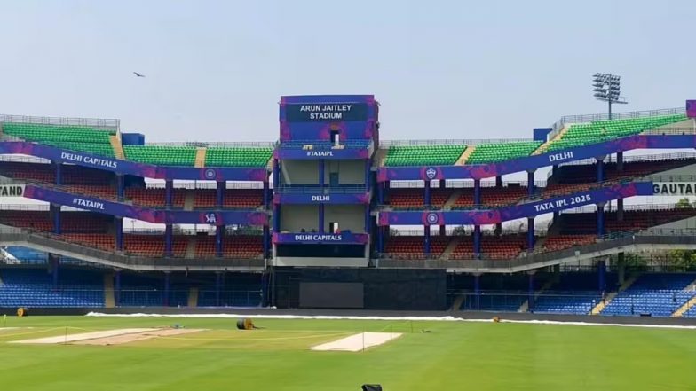 DC vs RCB, TATA IPL 2025 46th Match Pitch Report: दिल्ली में आरसीबी के बल्लेबाज मचाएंगे तबाही या डीसी के गेंदबाजों का होगा बोलबाला, मैच से पहले जानें पिच रिपोर्ट