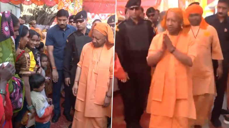 VIDEO: देशभर में चैत्र नवरात्रि के महाअष्टमी को लेकर धूम, सीएम योगी ने बलरामपुर के मां पाटेश्वरी देवी मंदिर में बच्चों और लोगों से की मुलाकात