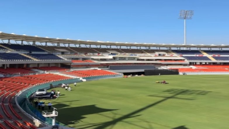 PBKS vs RCB, Chandigarh Weather & Pitch Report: रॉयल चैलेंजर्स बेंगलुरु बनाम पंजाब किंग्स TATA IPL 2025 मैच में बारिश बनेगी विलेन? जानिए मुल्लांपुर स्टेडियम की पिच और मौसम का मिजाज