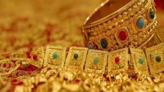 Gold Rate Today: आज सोने की कीमतों में बड़ी गिरावट, 2300 रुपये तक सस्ता हुआ गोल्ड
