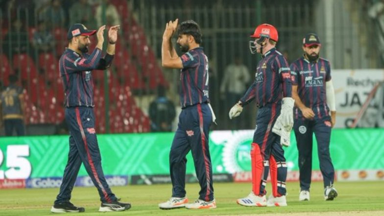 KK vs PZ PSL 2025 Scorecard: कराची किंग्स के गेंदबाज़ों के आगे पस्त हुई पेशावर ज़ाल्मी, 147 रनों पर हुई पर ढेर, बाबर आज़म ने खेली 41 गेंदों में 46 रन की पारी