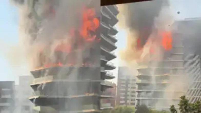 Surat Fire Video: सूरत के 'हैप्पी एक्सेलेंशिया' बिल्डिंग में लगी भीषण आग, कई मंजिलों तक फैली लपटें