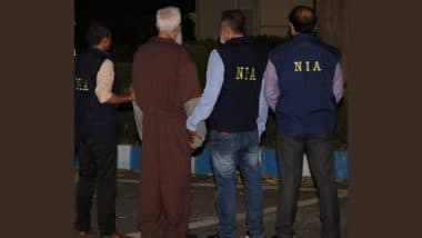 Tahawwur Rana News: 26/11 मुंबई हमलों के मास्टरमाइंड तहव्वुर राणा की पहली तस्वीर जारी, एनआईए की गिरफ्त में नजर आया आतंकी; देखें PHOTO