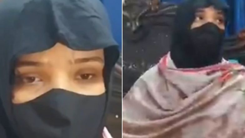 Pahalgam Terror Attack: 'साजन मेरा उस पार है...': पाकिस्तान में ब्याही मेरठ की महिला को वाघा बार्डर से लौटाया गया, बच्चों संग भारत में फंसी (Watch Video)