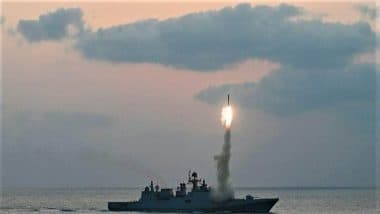 Israel-Gaza conflict: गाज़ा के लिए राहत सामग्री लेकर निकलीं ग्रेटा थनबर्ग और रीमा हसन, इज़रायली नौसेना ने जहाज को रोका, मानवीय प्रयासों पर फिर उठा सवाल
