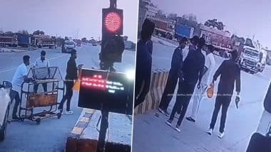 Jodhpur: рд░рд╛рдЬрд╕реНрдерд╛рди рдореЗрдВ рдЯреЛрд▓ рдирд╛рдХрд╛ рдХрд░реНрдордЪрд╛рд░рд┐рдпреЛрдВ рд╕реЗ рддреАрдЦреА рдмрд╣рд╕ рдХреЗ рдмрд╛рдж рдпреБрд╡рдХреЛрдВ рдиреЗ рд╣рд╡рд╛ рдореЗрдВ рдЪрд▓рд╛рдИрдВ рдЧреЛрд▓рд┐рдпрд╛рдВ, рд╡рд┐рдЪрд▓рд┐рдд рдХрд░рдиреЗ рд╡рд╛рд▓рд╛ рд╡реАрдбрд┐рдпреЛ рдЖрдпрд╛ рд╕рд╛рдордиреЗ