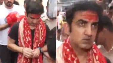 Gautam Gambhir Visits Maa Kamakhya Temple: गौतम गंभीर ने गुवाहाटी में मां कामाख्या मंदिर में टेका माथा, भारतीय टीम के कोच ने की विशेष पूजा-अर्चना, देखें वीडियो