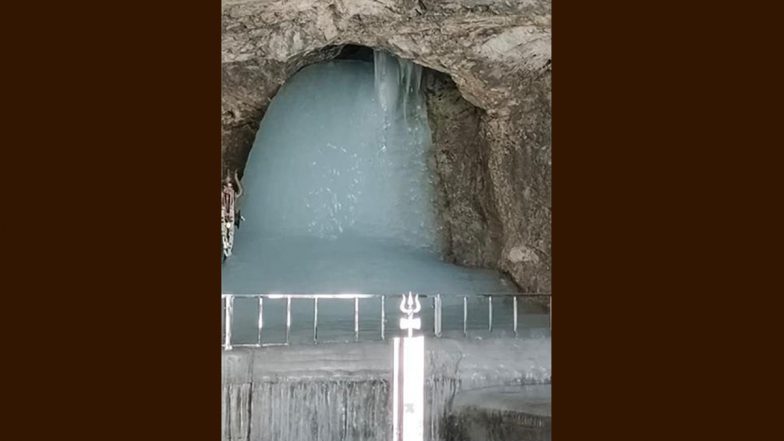 Jammu and Kashmir: अधिकारियों ने की अमरनाथ यात्रा के लिए सुविधाएं बढ़ाने की योजना की समीक्षा