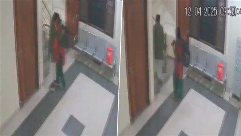 VIDEO: गोंडा BJP जिला अध्यक्ष अमर किशोर कश्यप उर्फ ​​'बम-बम' का अश्लील वीडियो वायरल, महिला कार्यकर्ता को 'CPR' देते आ रहे नजर; जानिए अपनी सफाई में क्या कहा?