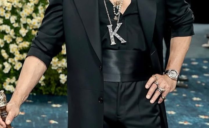 Met Gala 2025: शाहरुख खान और प्रियंका चोपड़ा से लेकर अन्य भारतीय सितारों का जलवा!