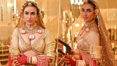 Desi Pride at Cannes 2025: रुचि गुजर ने पीएम मोदी के चेहरे वाला नेकलेस पहन बटोरी सुर्खियां (View Pics) Desi Pride at Cannes 2025: रुचि गुजर ने पीएम मोदी के चेहरे वाला नेकलेस पहन बटोरी सुर्खियां (View Pics)