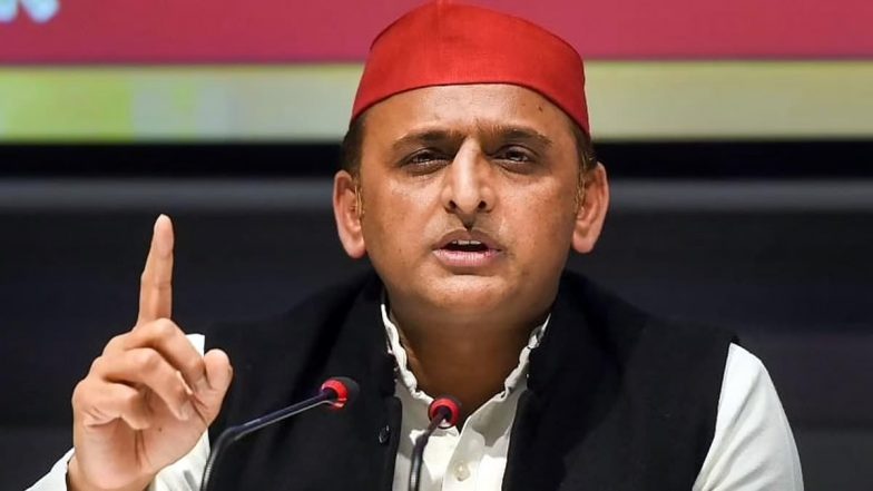 अब भी सपा सरकार के विकास कार्यों के ही 'फीते काट रही भाजपा: अखिलेश यादव
