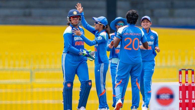 IND-W vs ENG-W 2nd ODI 2025 Preview: दूसरे वनडे में भारतीय महिला टीम सीरीज पर जमाएगी कब्ज़ा या इंग्लैंड करेगी वापसी, जानिए हेड-टू-हेड रिकॉर्ड्स, मिनी बैटल्स और लाइव स्ट्रीमिंग समेत सभी डिटेल्स