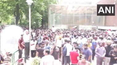 VIDEO: भारत-पाक तनाव के बीच चंडीगढ़ में देशभक्ति का जोश, मदद को उमड़ा हुजूम, वॉलंटियर्स की लगी लंबी लाइनें