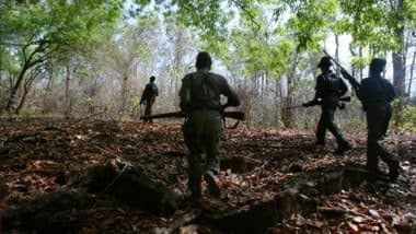9 Naxalites Surrendered in Bijapur: बीजापुर में 9 नक्सलियों ने किया आत्मसमर्पण, मुठभेड़ में 1 माओवादी ढेर