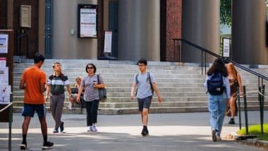 Trump Administration vs Harvard: 'संविधान का उल्लंघन हो रहा है': हार्वर्ड यूनिवर्सिटी ने ट्रंप प्रशासन के खिलाफ दायर किया मुकदमा, विदेशी छात्रों के नामांकन पर रोक को लेकर उठाए सवाल