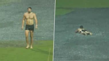 Tim David Enjoys in Heavy Rain at M Chinnaswamy Stadium: स्विम डेविड! RCB बनाम KKR मुकाबले से पहले चिन्नास्वामी स्टेडियम में बारिश का मजा लेते दिखे टिम डेविड, देखें वायरल वीडियो