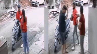 VIDEO: बेंगलुरु में Zepto डिलीवरी बॉय ने ग्राहक पर किया ताबड़तोड़ हमला, सिर की हड्डी टूटी, वीडियो वायरल VIDEO: बेंगलुरु में Zepto डिलीवरी बॉय ने ग्राहक पर किया ताबड़तोड़ हमला, सिर की हड्डी टूटी, वीडियो वायरल