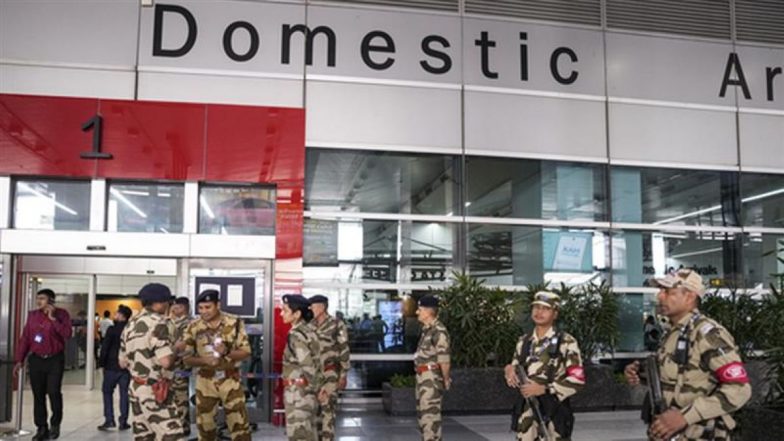 Operation Sindoor के बाद दिल्ली एयरपोर्ट पर अलर्ट, कई फ्लाइट कैंसिल; यात्रियों के लिए एडवाइजरी जारी