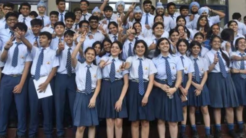 Gujarat HSC Result 2025: गुजरात बोर्ड GSEB 12वीं का रिजल्ट घोषित, 93.07 फीसदी छात्र हुए पास