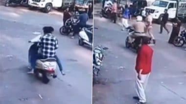 Video: पुलिस वैन में बैठा था चोर, अचानक मौका देखकर दोस्त के साथ हुआ फरार, नासिक की सड़कों पर दिखा लाइव ड्रामा