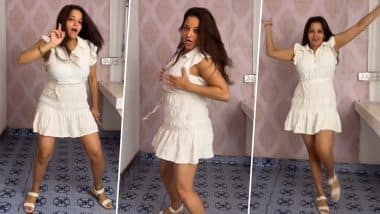 Monalisa Dance Sexy Video: सफेद मिनी ड्रेस पहनकर मोनालिसा ने किया जबरदस्त डांस, वीडियो देख फैंस बोले - ‘Bold & Beauty’ (Watch Video) Monalisa Dance Sexy Video: सफेद मिनी ड्रेस पहनकर मोनालिसा ने किया जबरदस्त डांस, वीडियो देख फैंस बोले - ‘Bold & Beauty’ (Watch Video)